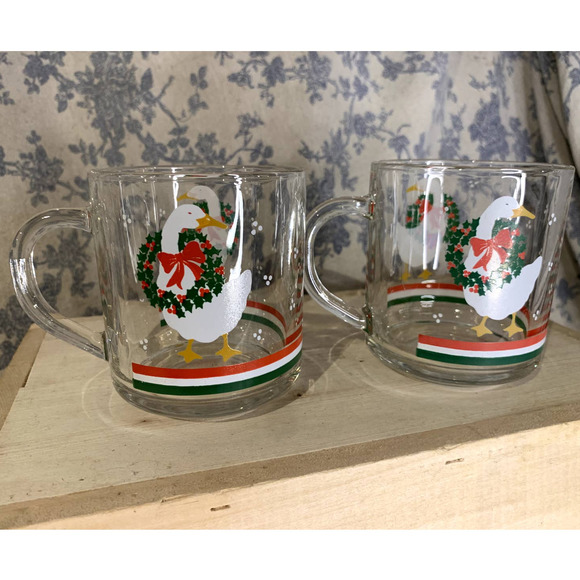 Vintage Libbey Set of 2 Goose Wreath Christmas Mugs - Picture 2 of 8